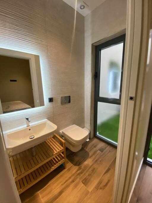Seville Luxury Downtown Suite Экстерьер фото